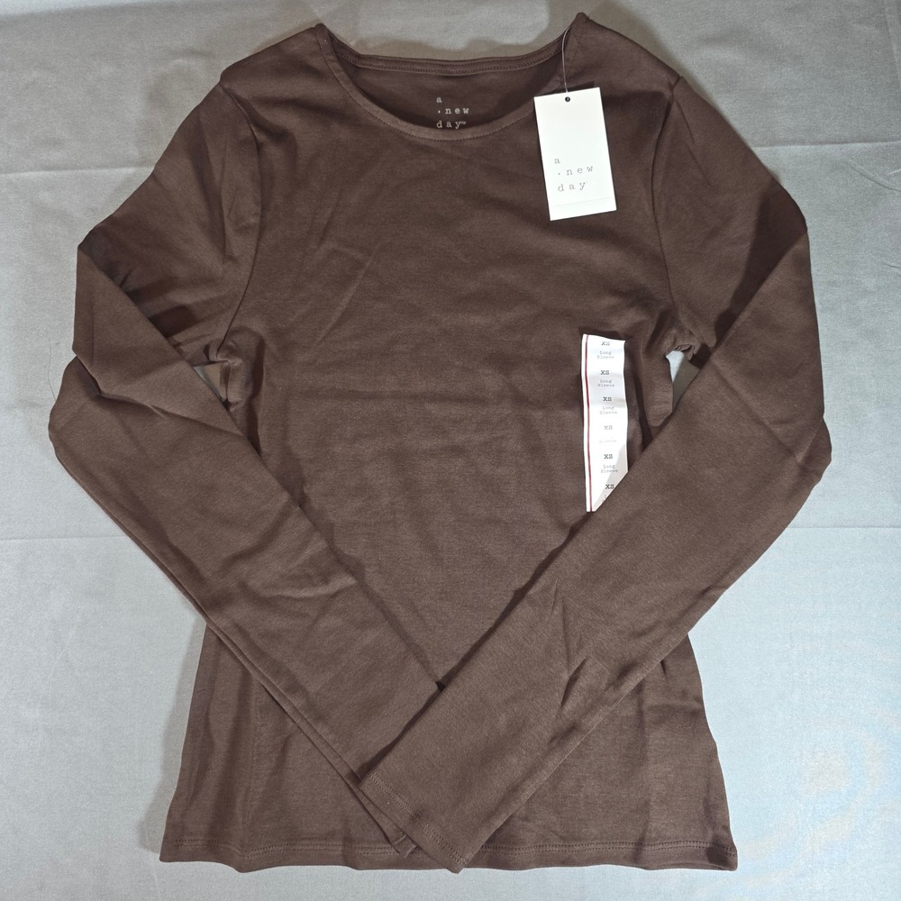 A New Day Womens XS Brown Long Sleeve Crew Neck Ribbed T-Shirt NWT